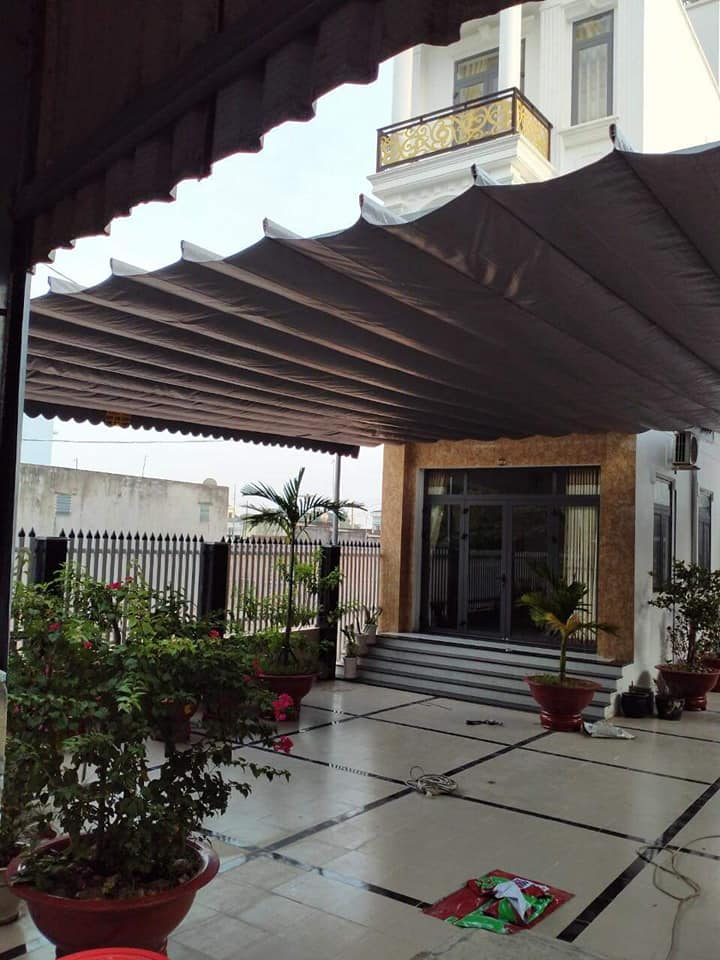 Alternative view of Mái xếp sân nhà Quận 1 - HCM