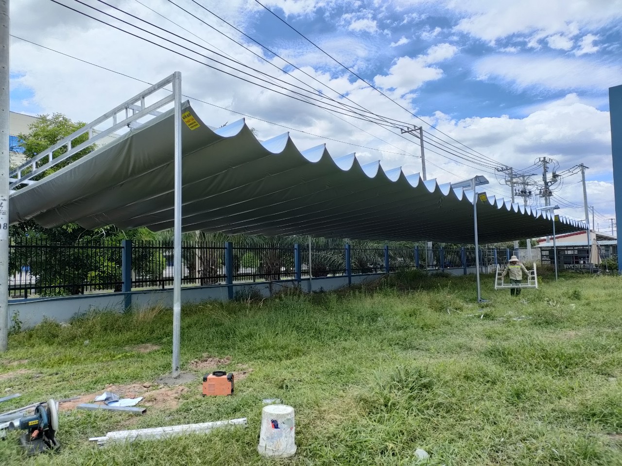 Alternative view of Mái Xếp Nhà Xe Quận 7 - HCM