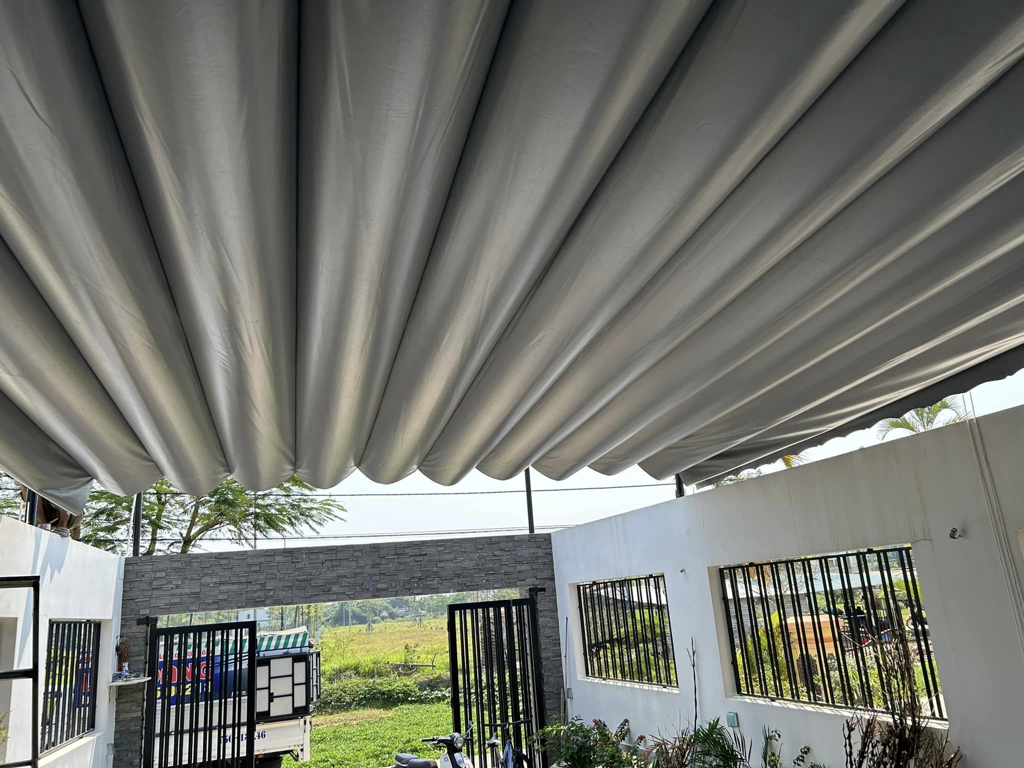 Mái xếp sân nhà Thủ Dầu Một - Bình Dương