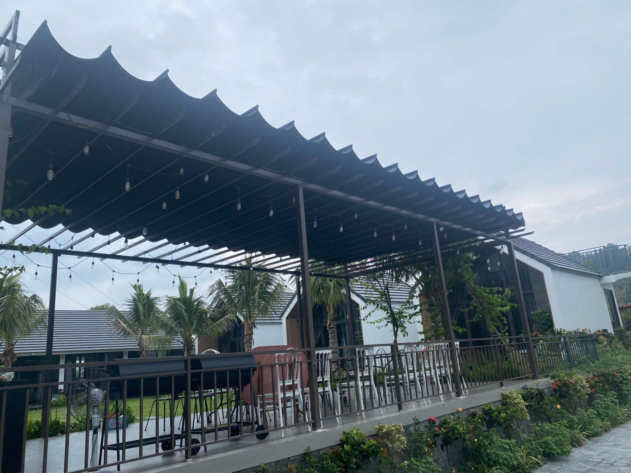 Mái Xếp Quán Cafe Long An