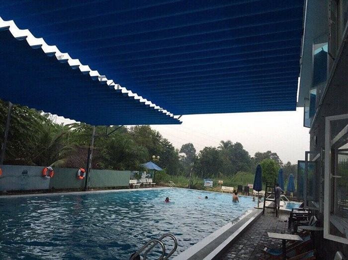 Mái xếp hồ bơi Quận 2 - HCM