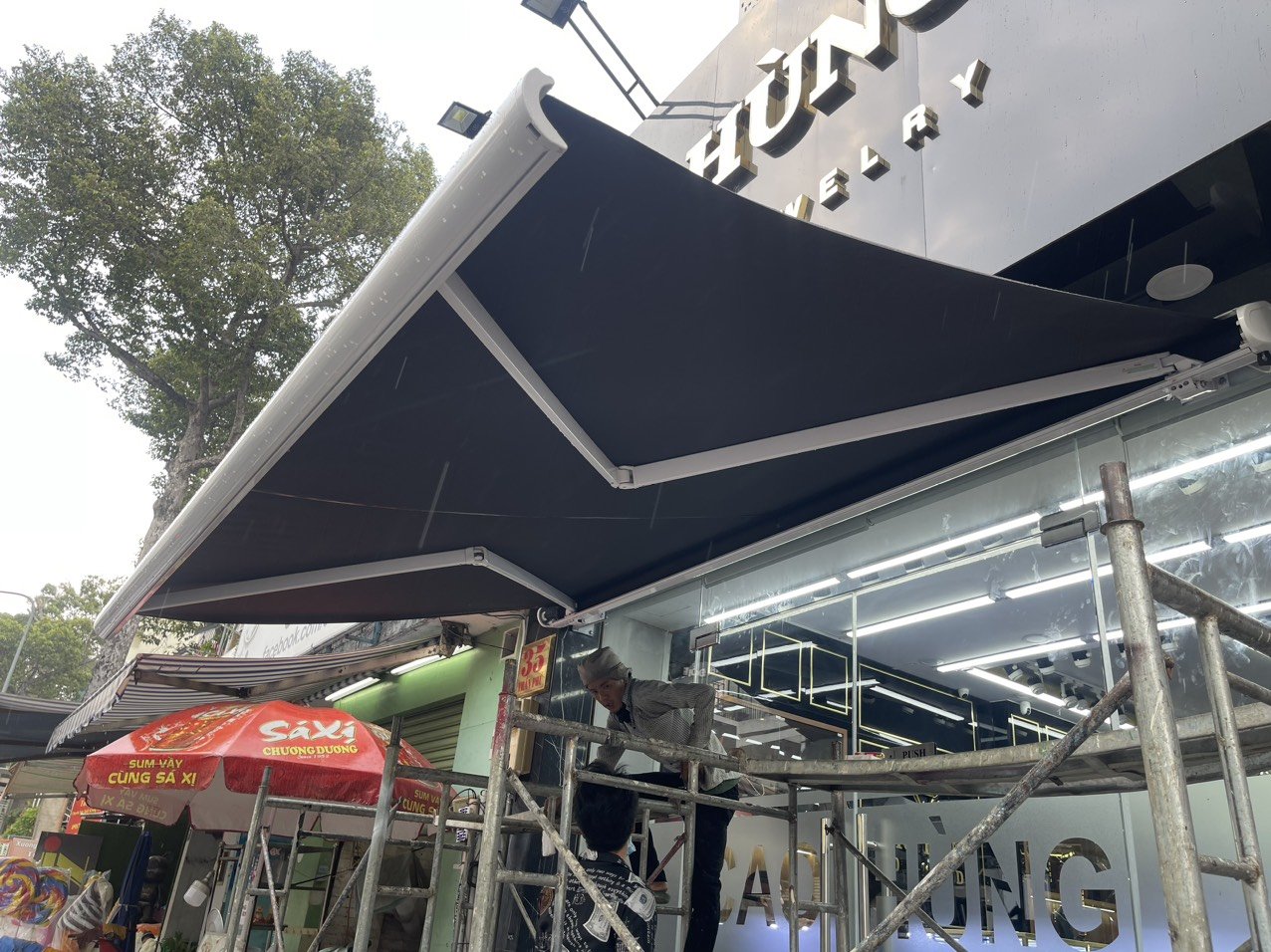 Mái hiên Quận 10 - HCM