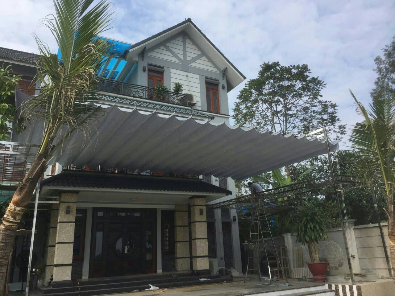 Mái xếp sân nhà Hóc Môn - HCM