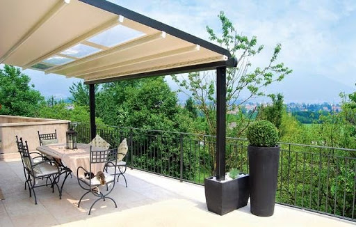 Alternative view of Mái Che Sân Thượng