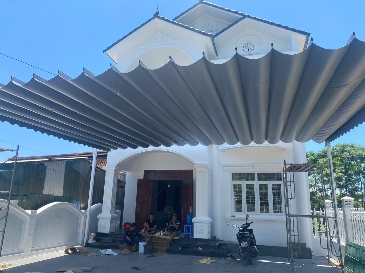 Mái xếp sân nhà Cần Giờ - HCM