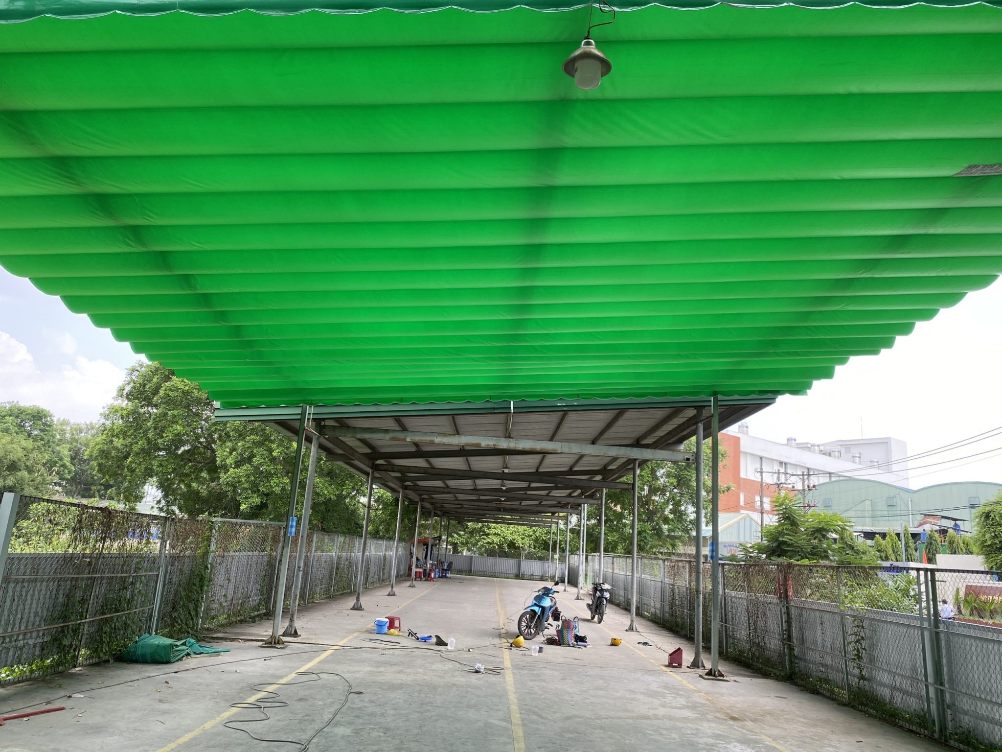 Alternative view of Mái Xếp Nhà Xe Quận 6 - HCM