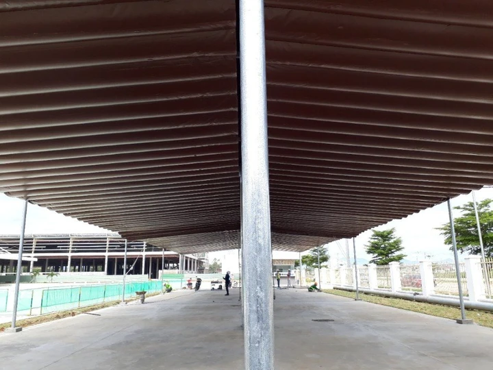 Alternative view of Mái Xếp Nhà Xe Quận 5 - HCM