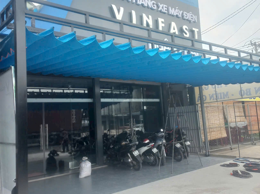 Mái Xếp Nhà Xe Dĩ An - Bình Dương